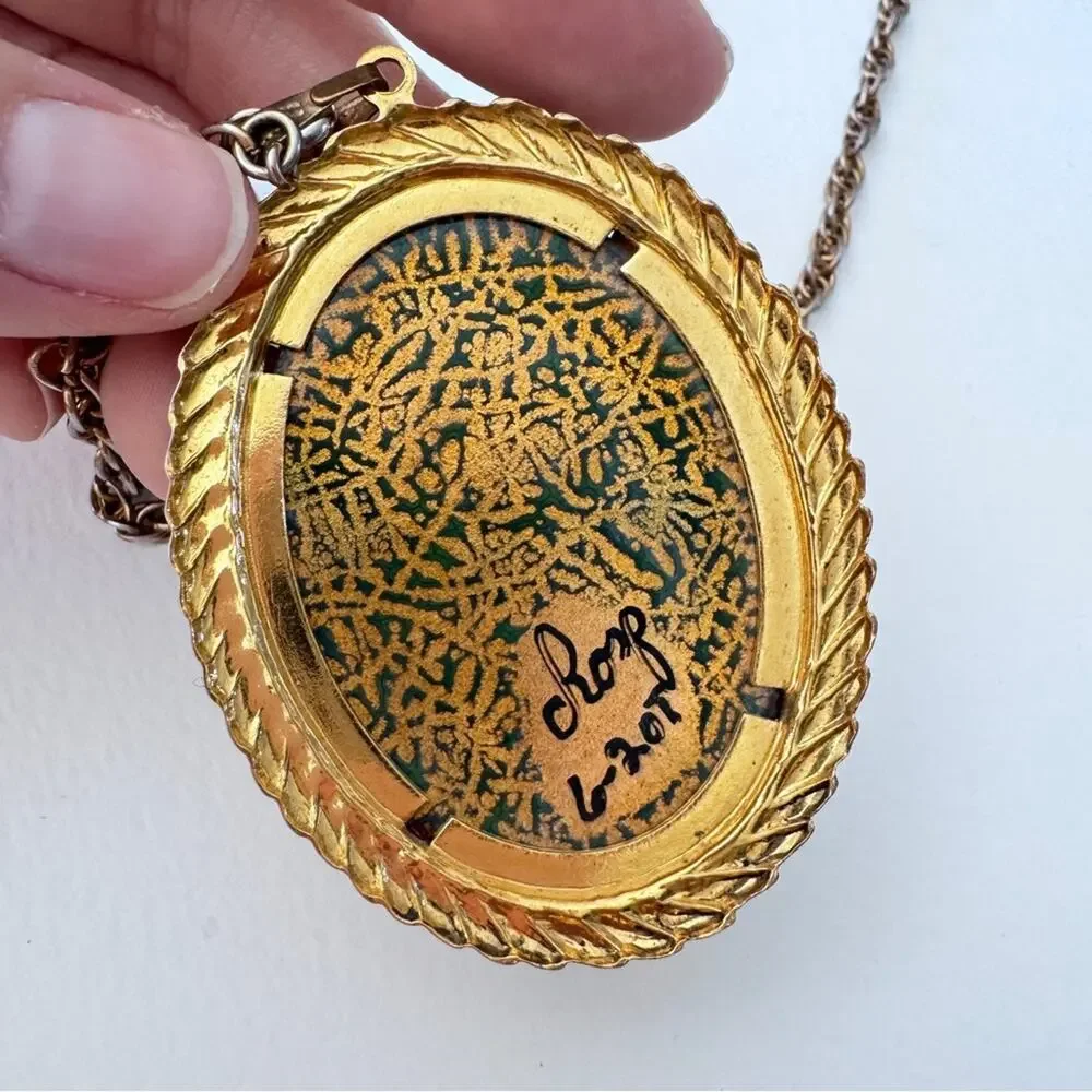 Vintage gold tone